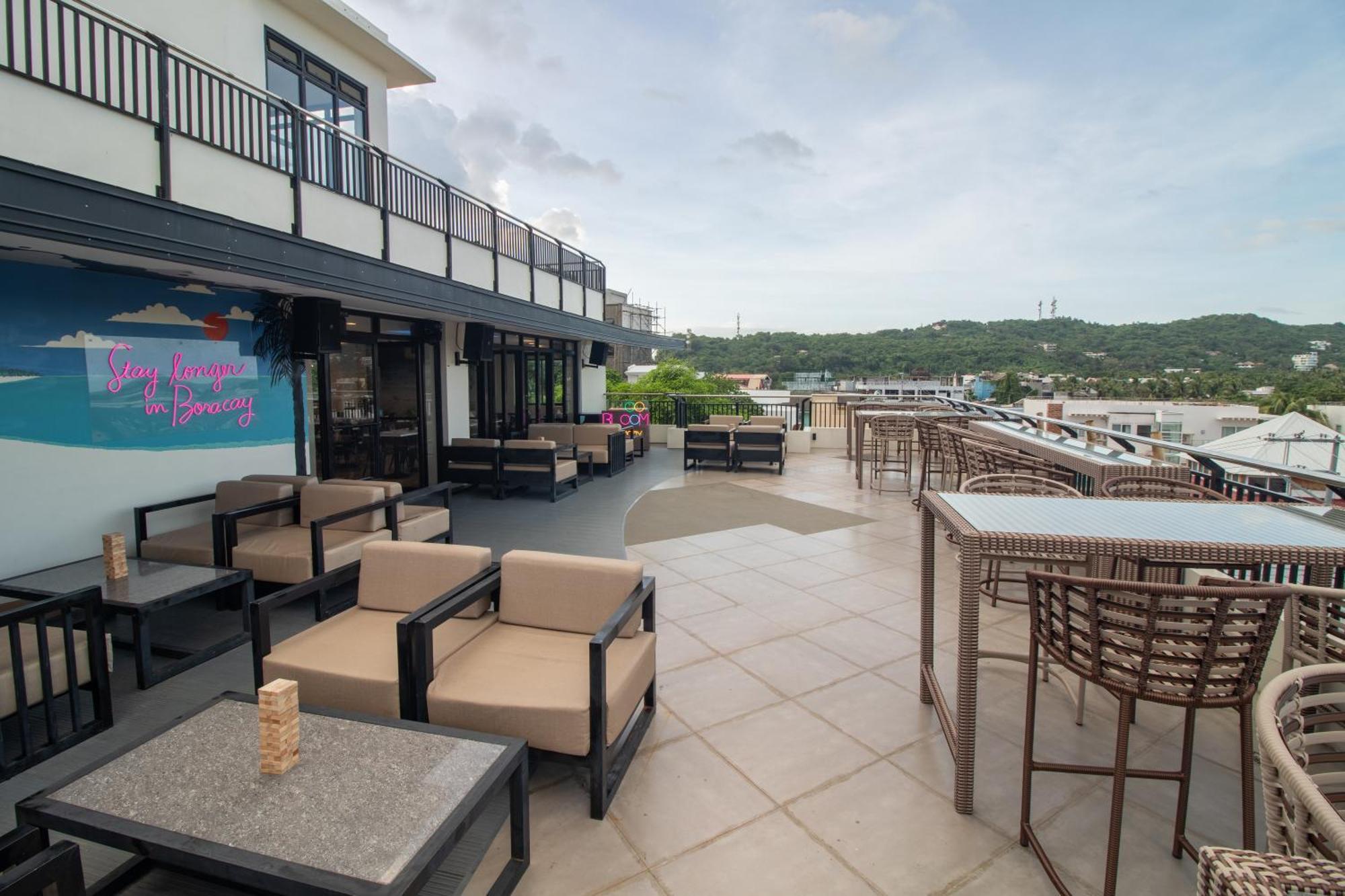 Bloom Boracay Hotel Balabag  Exterior photo